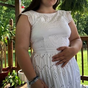 White lace detailed dress!